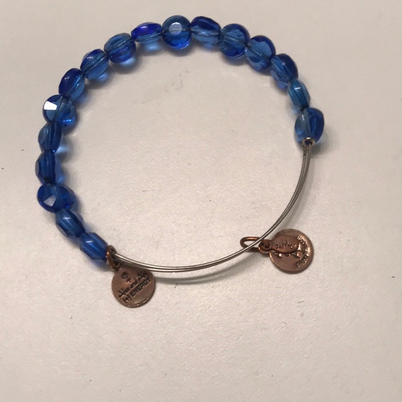 🔥Alex & Ani slide to open blue gem bracelet - Picture 2 of 3